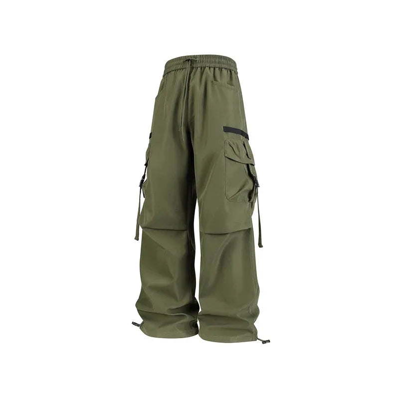 Men's sportswear pants are simple, versatile, retro and fashionable with large pleated pockets for outdoor work