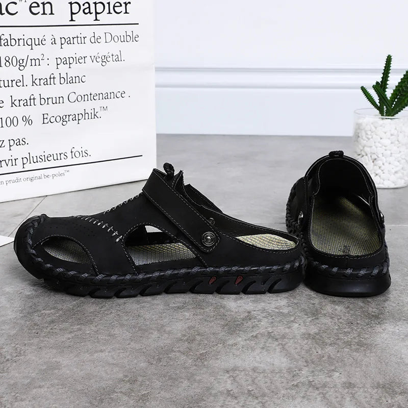 2023 Sandals Summer Men Leather  Classic Men Shoes Slippers Soft Sandals Men Roman Comfortable Outdoor Walking Footwear