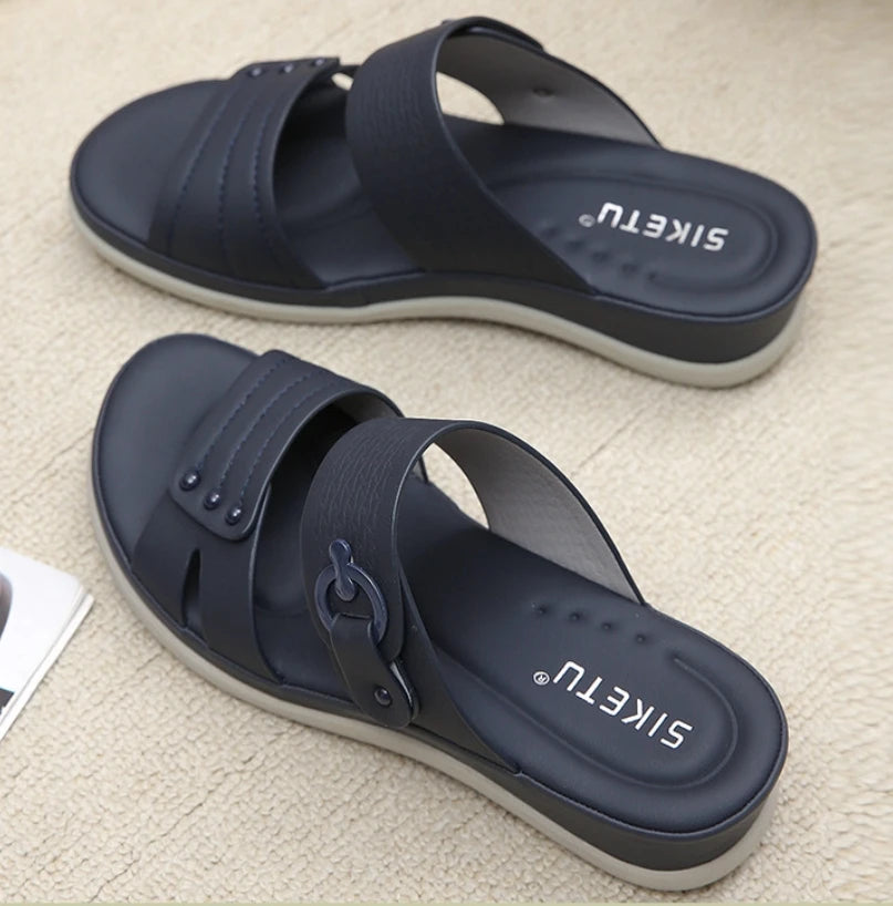 Female Shoes Slippers Soft Big Size Low Platform Summer Clogs Woman Luxury Slides Comfort Beach Designer Scandals Casual