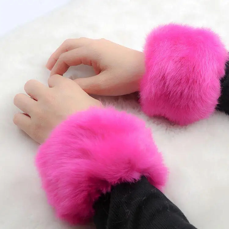 Women Winter Warm Faux Fur Cuff Arm Warmer Soft Elastic Wrist Slap On Cuffs Lady Bracelet Fur Wristband Gloves Sleeves Accessory