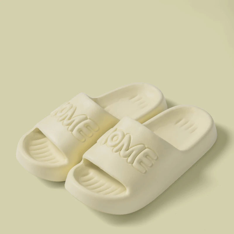 Slippers Woman  Cute Home Bear 2025 Summer Beach Slides Indoor Soft Sole Non Slip Eva Sandals Men Male Flip Flops Shower Shoes