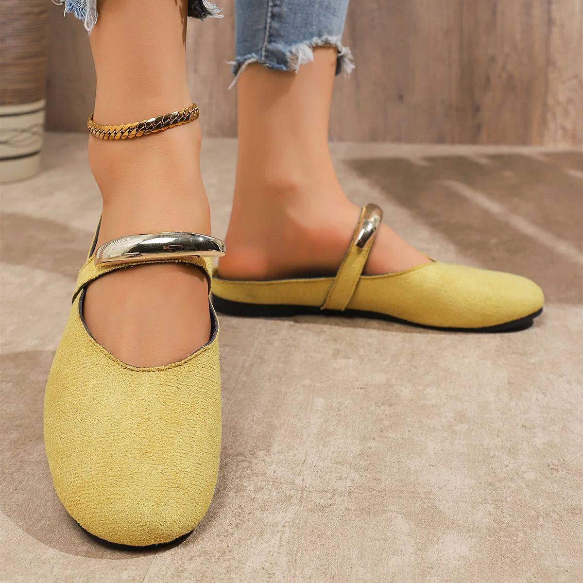 Women Slippers Flats Round Toe Mules Sandals Woman Casual Shoes 2025 Trend Summer Dress Slippers Suede Comfort Slides Women