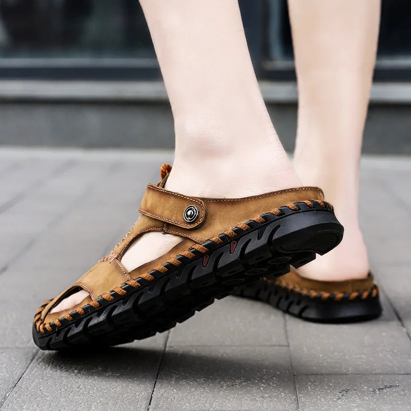 2023 Sandals Summer Men Leather  Classic Men Shoes Slippers Soft Sandals Men Roman Comfortable Outdoor Walking Footwear
