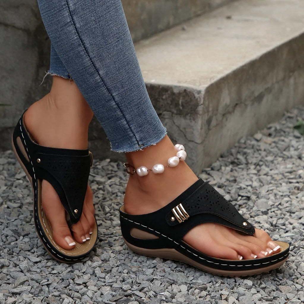 Woman Slippers Leather Non-Slip Soft Platform Shoes Flip Flops Summer Wedge Slippers Lightweight Orthopedic Sandals Slides Women