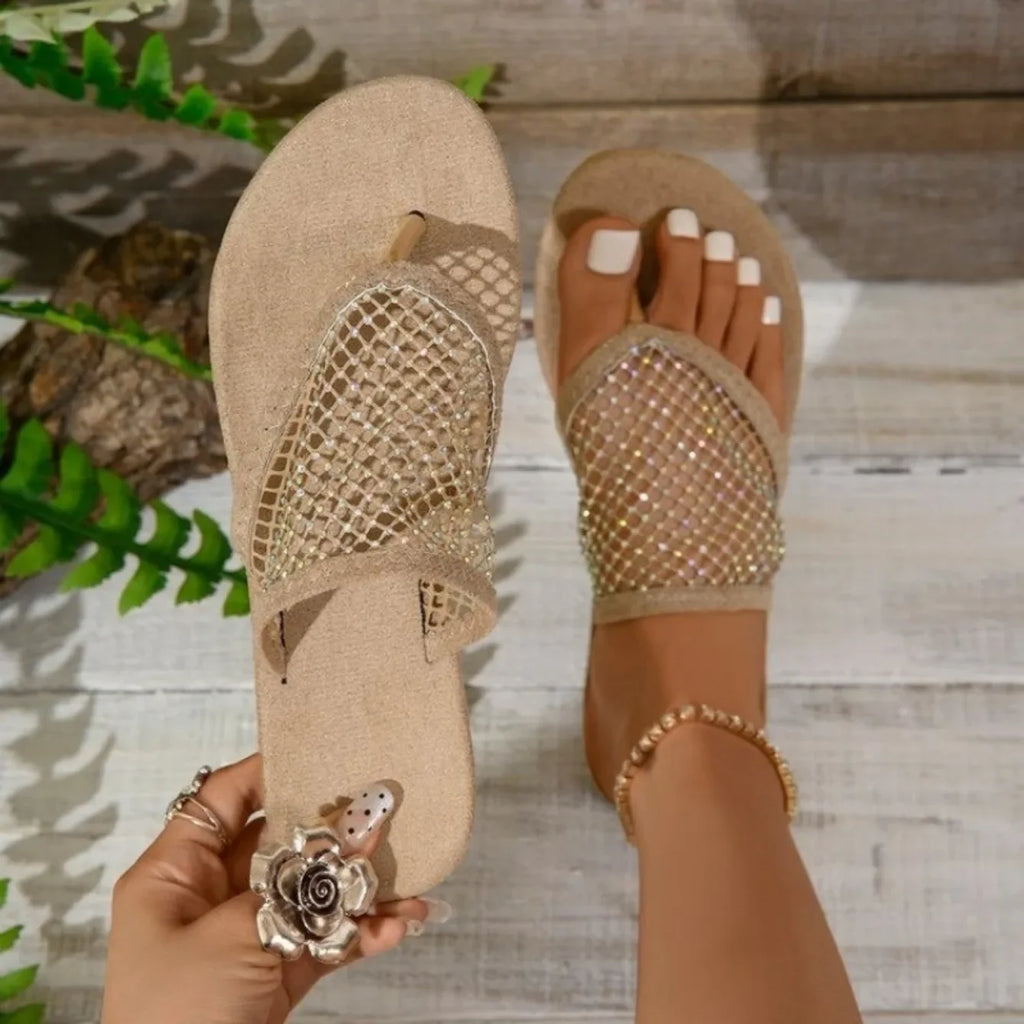 Women Slippers Trend Hollow Sexy Flats Bottom Slippers Summer New Flat Bottom Sandals Flip Flops Slides Women Zapatos De Mujer