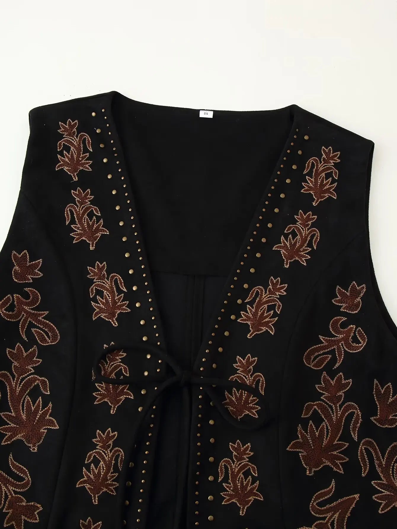 Women Fashion Embroidery Vest Suede Texture V-neck Waistcoat Sleeveless High Street 2025 New Vests Coat Female Tank Top