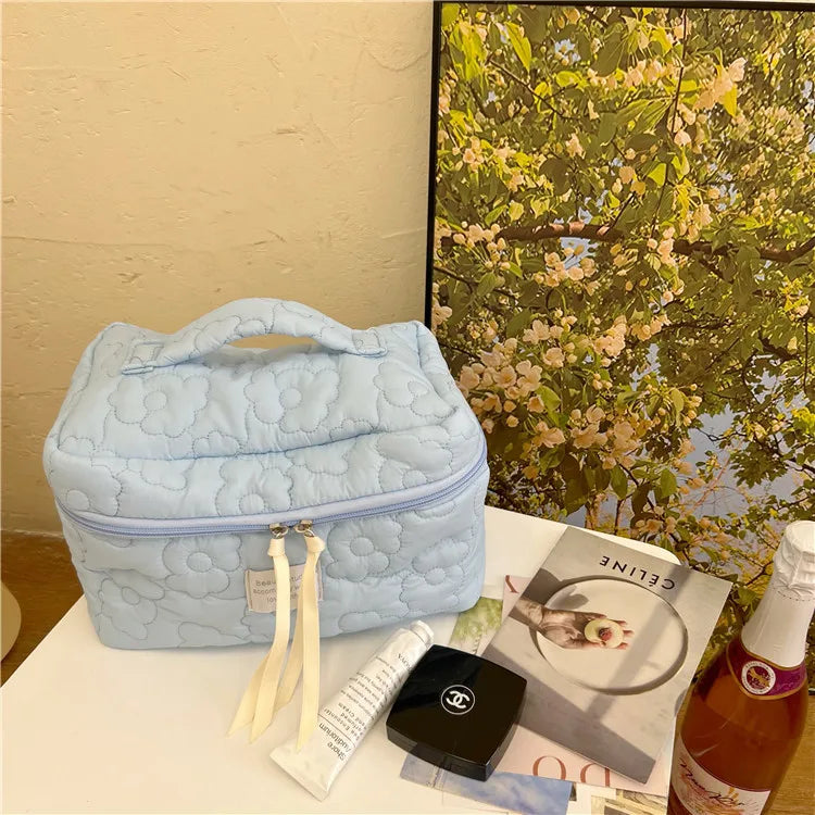 Women's Cosmetic Bag Fashion Candy Colored Flower Makeup Bag Skincare Storage Bag Portable Toiletry Bag Carteras De Maquillaje