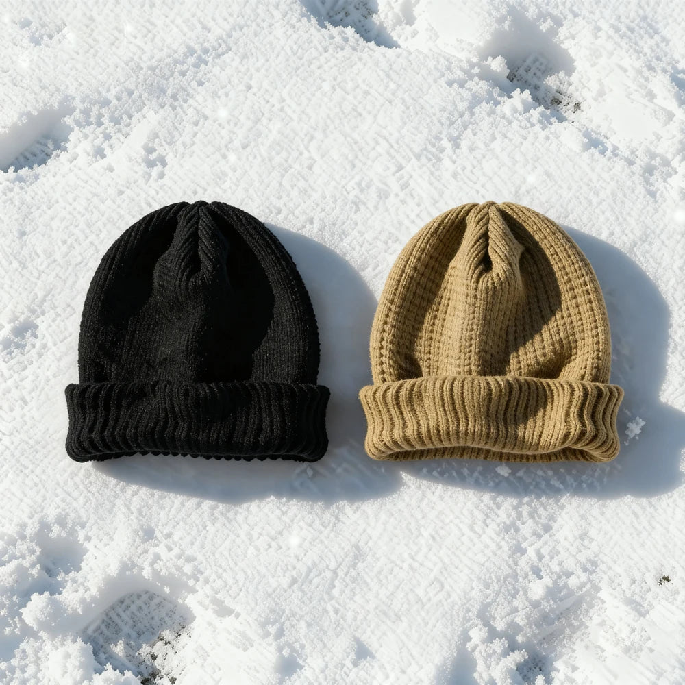 2 solid color winter warm knitted hats, made of soft fabric, suitable for outdoor sports, cycling, hiking, camping, and more.