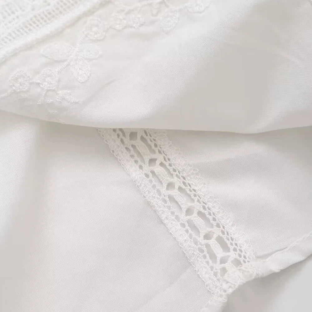 Women's Lace Embroidery Blouses, O Neck, Sleeveless, Front Tied, Female Shirts, Chic Tops, Fashion