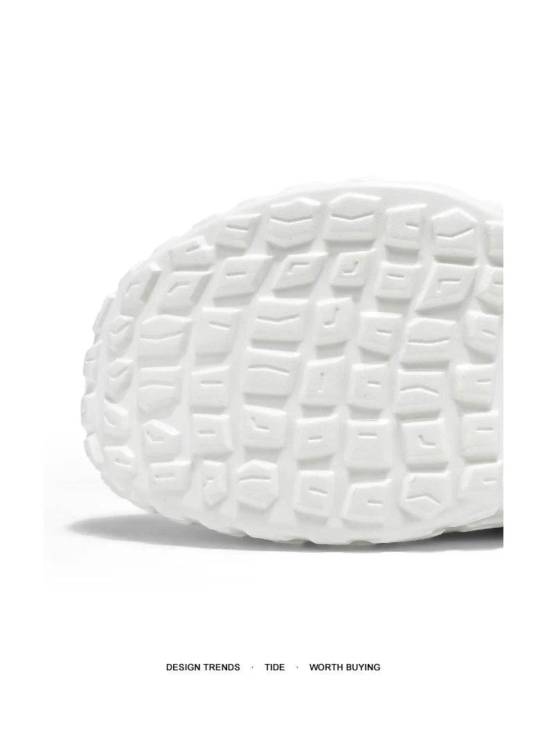 Couple Sandals For Men New Fashion 2025 Summer Outdoor Hole Shoes for Women Sandals Sandalias Hombre Sandalias De Mujer