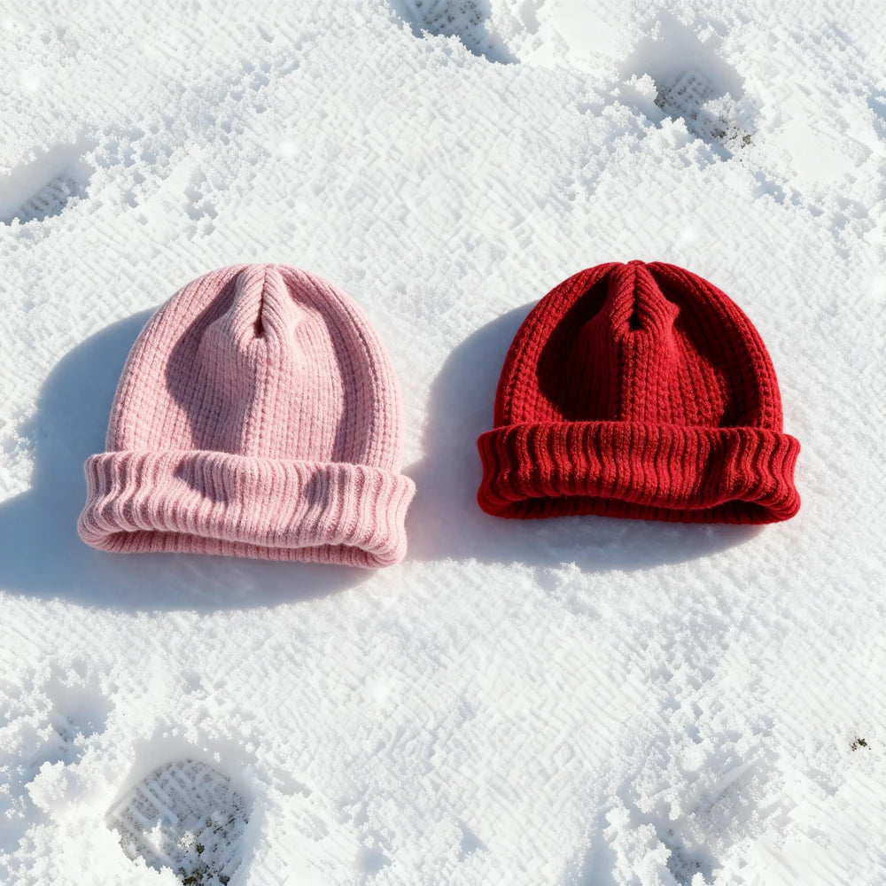 2 solid color winter warm knitted hats, made of soft fabric, suitable for outdoor sports, cycling, hiking, camping, and more.