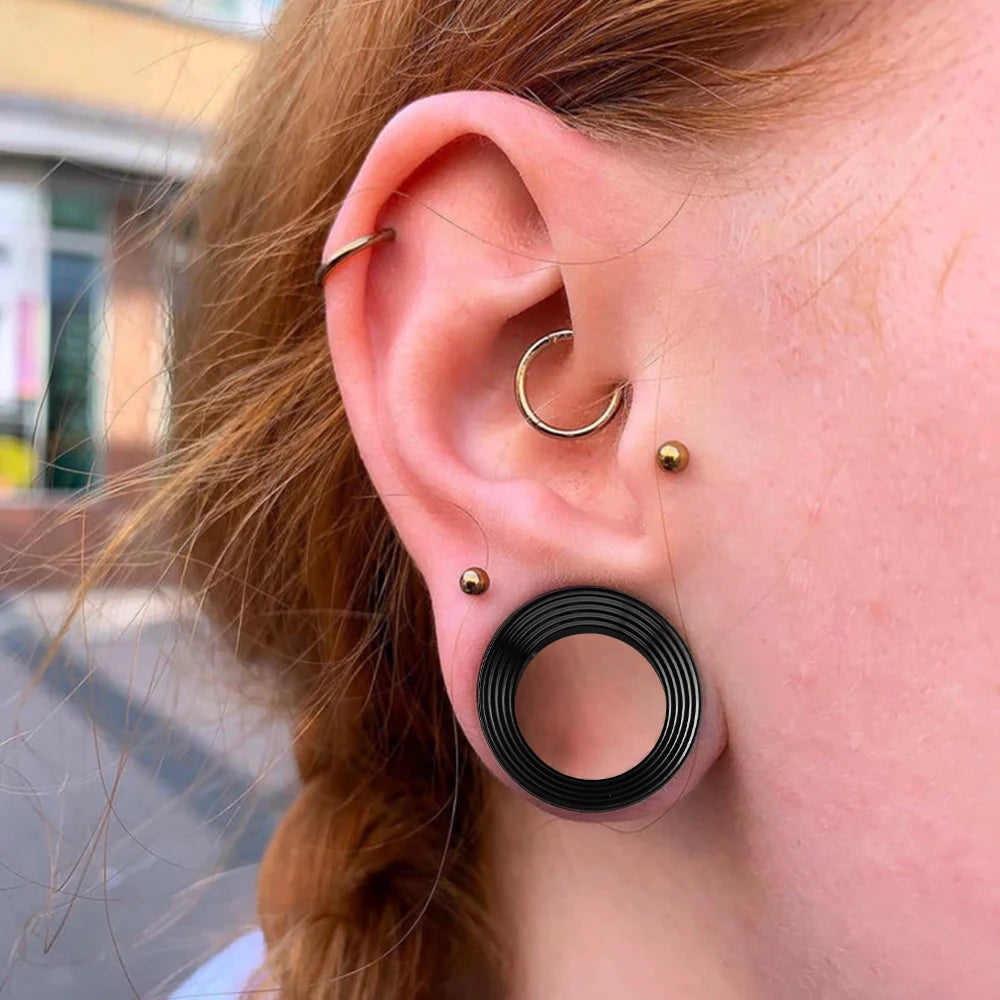 Doearko 2PCS Classic hollow spiral gauges Ear Plugs Tunnels Stainless Steel Ear Gauges Body Piercing Jewelry for women/men