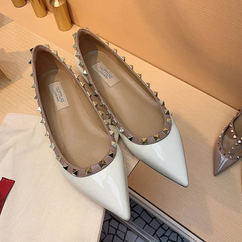 Women's Flat Shoes luxury woman shoes Leather Brand Rivet Flat Shoes Comfortable Casual Outdoor Pointed Toe Shallow Ladies shoes