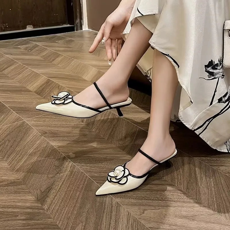 Women's Slippers 2025 Summer Fashion Career Convenience Slippers Flower Decoration Bag Head Large-size Slippers Zapatos Mujer