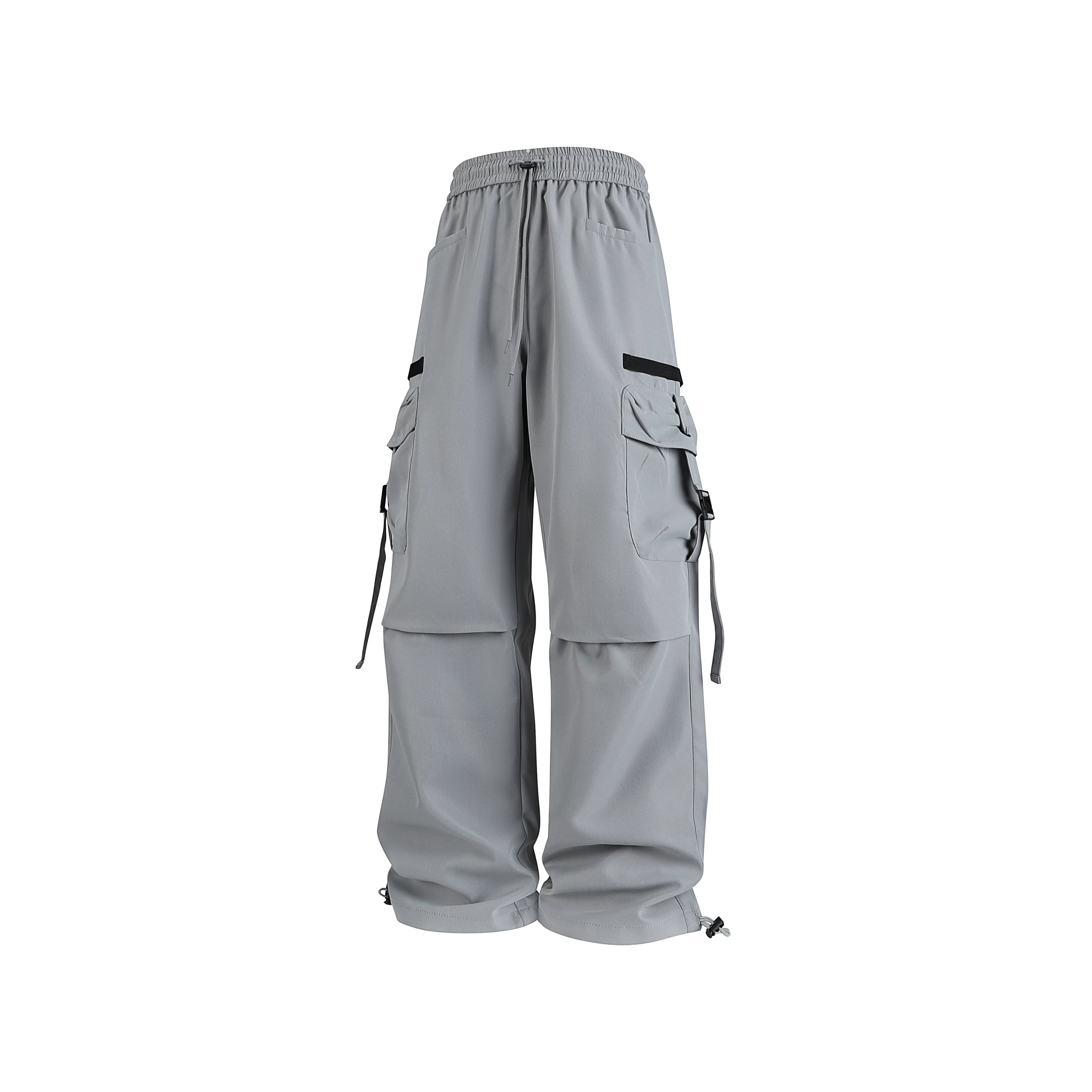 Men's sportswear pants are simple, versatile, retro and fashionable with large pleated pockets for outdoor work