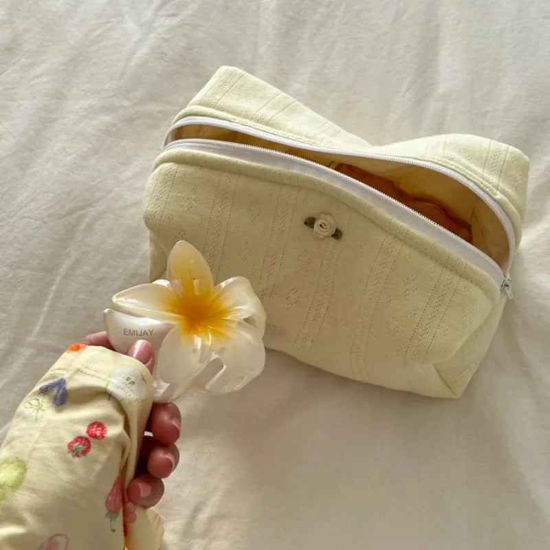 Fashion Makeup Case Elegant Sweet Floral Cosmetic Lipstick Bag Portable Large Capacity Travel Organizer Cosmetic Toiletry Pouch