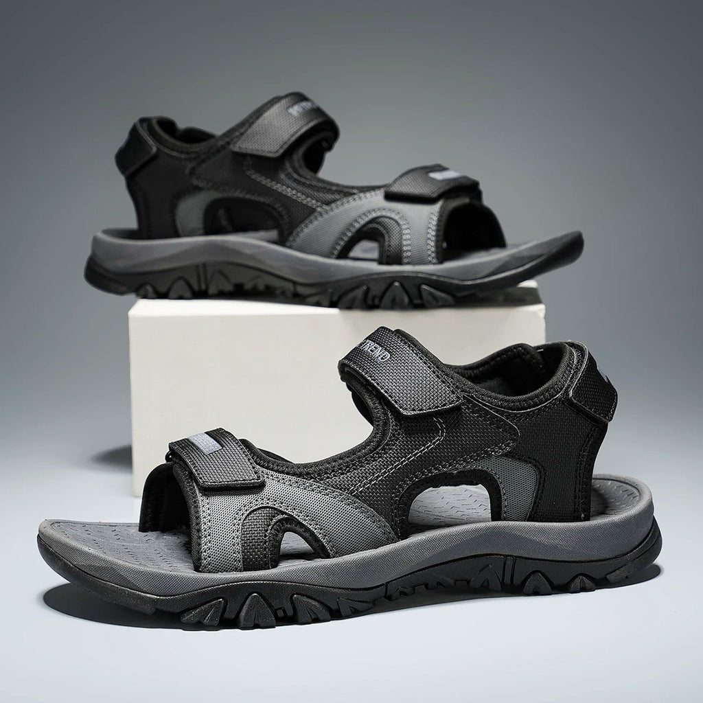 Summer New Sandals Men's Water Beach Breathable Quick Drying Shoes Comfortable Flat Bottom Non slip Sandals Driving Shoes