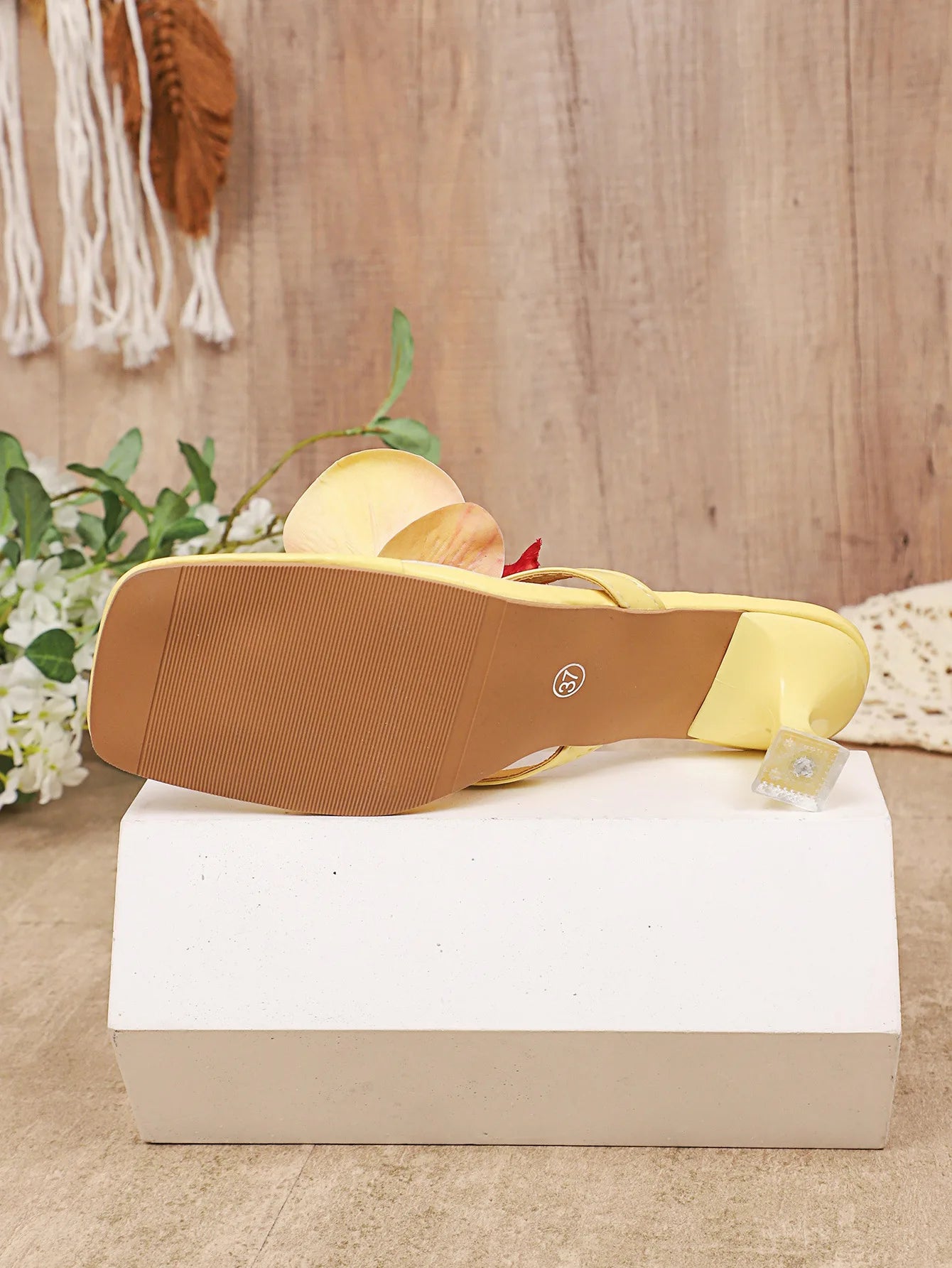 Women's Slippers Casual Fashionable  High Quality Shoes for Women Shallow Women Sandals Elegant Flowers Design Women's Slippers