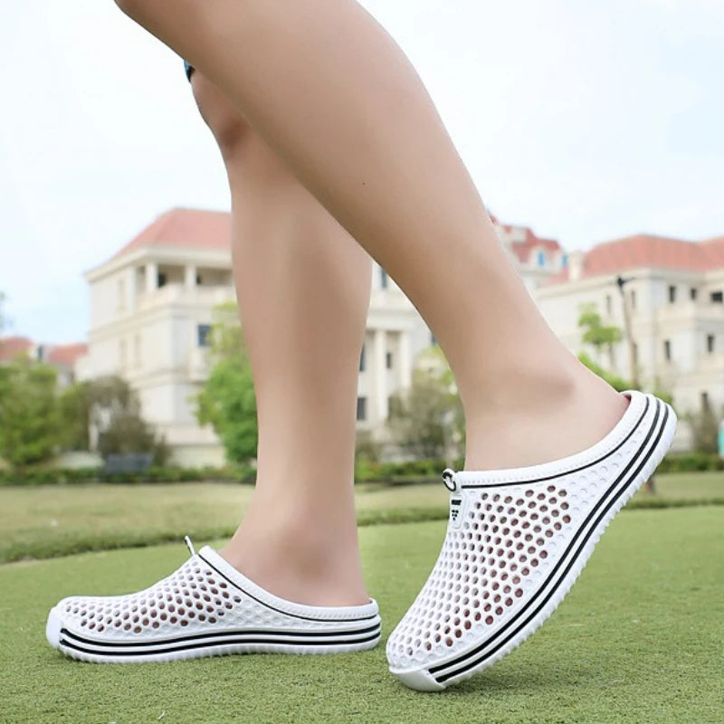 Men's Slippers Hollow Beach Sandals Summer Slip on Clogs Men Casual Shoes Non-slip Size 36-45 Slippers Unisex Outdoor Flip Flops