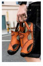 2023 Sandals Summer Men Leather  Classic Men Shoes Slippers Soft Sandals Men Roman Comfortable Outdoor Walking Footwear