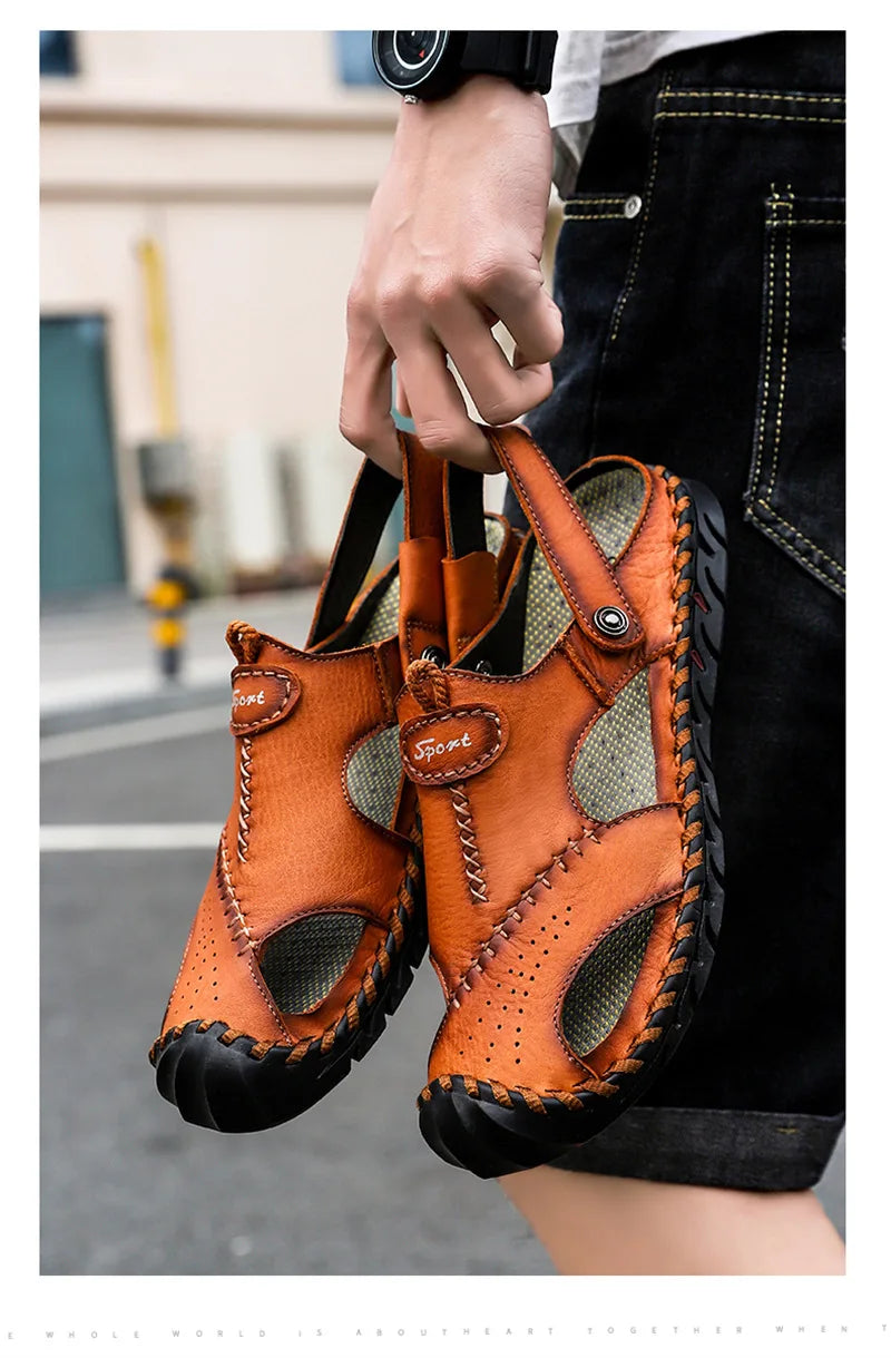 2023 Sandals Summer Men Leather  Classic Men Shoes Slippers Soft Sandals Men Roman Comfortable Outdoor Walking Footwear