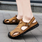 2023 Sandals Summer Men Leather  Classic Men Shoes Slippers Soft Sandals Men Roman Comfortable Outdoor Walking Footwear