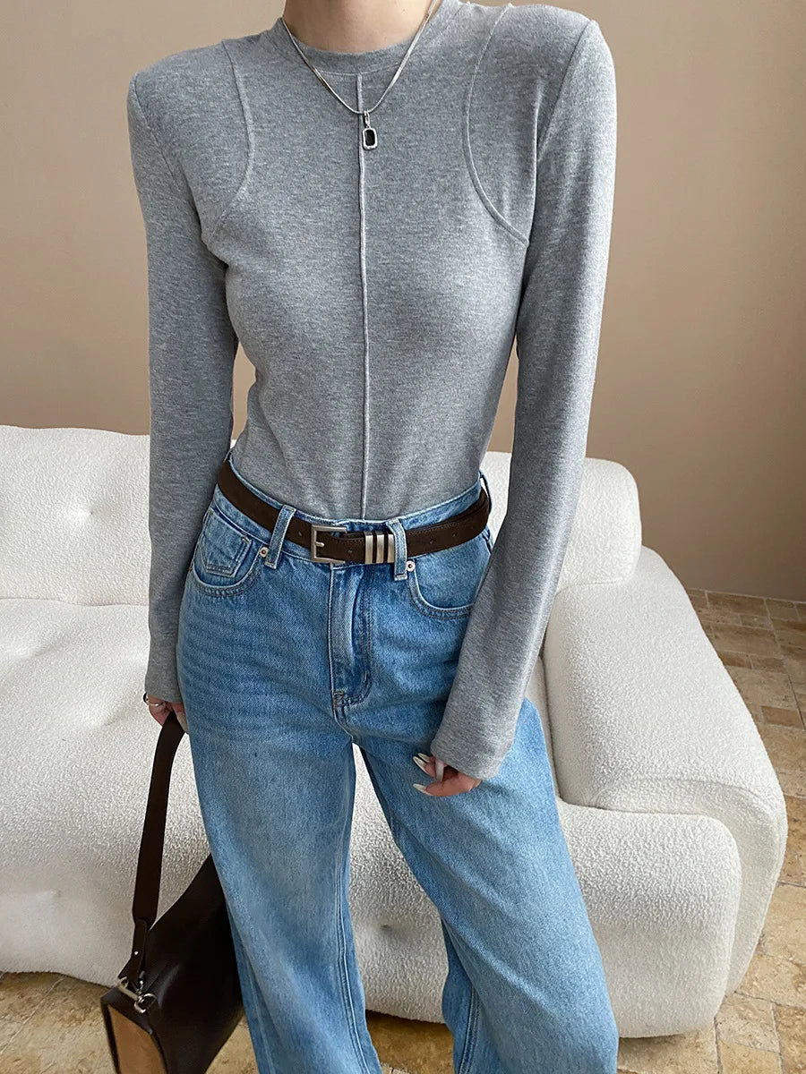 Women's casual stitching slim fit shoulder slimming base long sleeved T-shirt