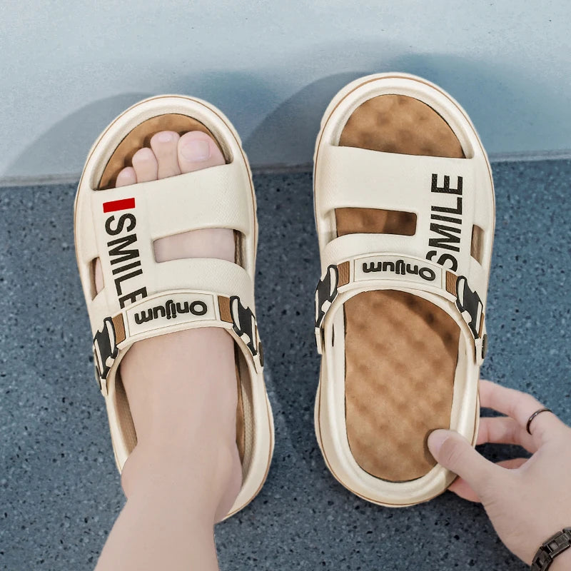 2025 New Men's Massage Slippers Indoor Outdoor Sandals Beach Comfortable Soft Slides Clogs Casual Shoes Men Women Home Slippers