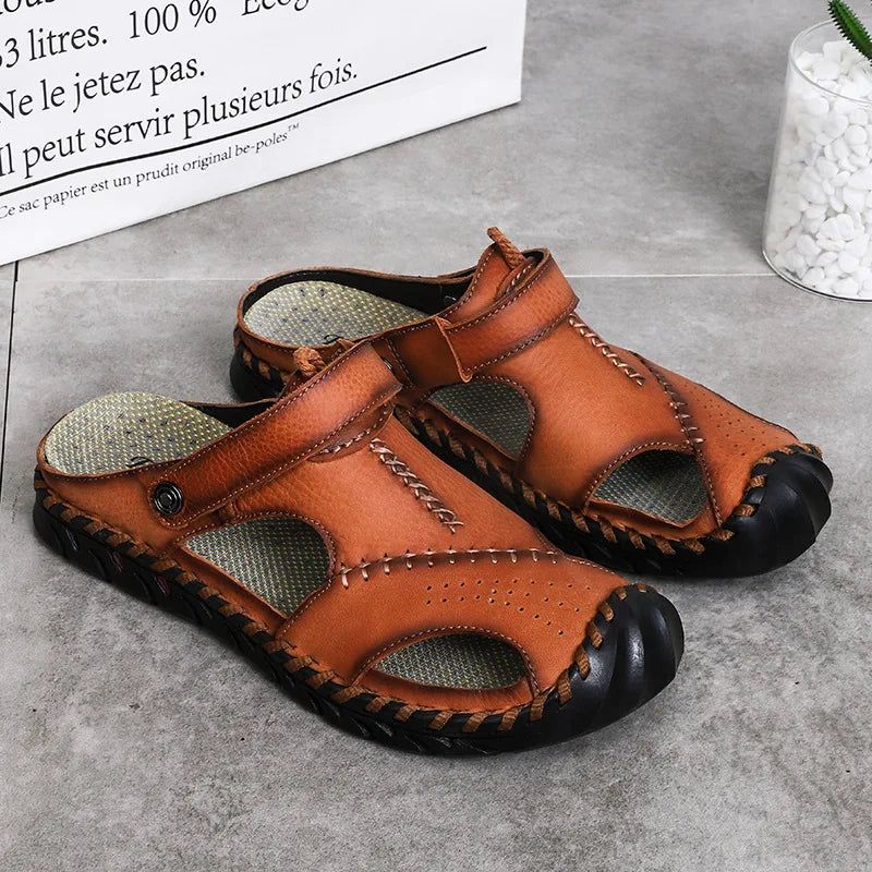2023 Sandals Summer Men Leather  Classic Men Shoes Slippers Soft Sandals Men Roman Comfortable Outdoor Walking Footwear
