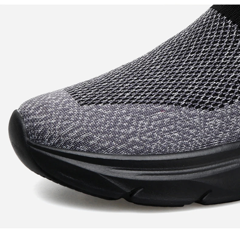 Men Slippers New Summer Breathable Home Indoor Slippers Men Thick Bottom Slides Fashion Walking Shoes Men chanclas de hombre