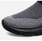 Men Slippers New Summer Breathable Home Indoor Slippers Men Thick Bottom Slides Fashion Walking Shoes Men chanclas de hombre