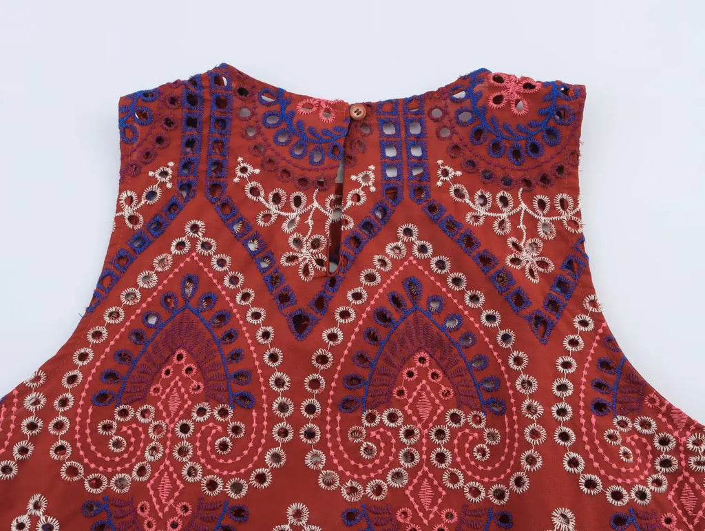 Women Embroidery Hollow Out Suit 2025 Summer Casual Chic O-Neck Fashion Sleeveless Top Long Skirt Fashion Suit