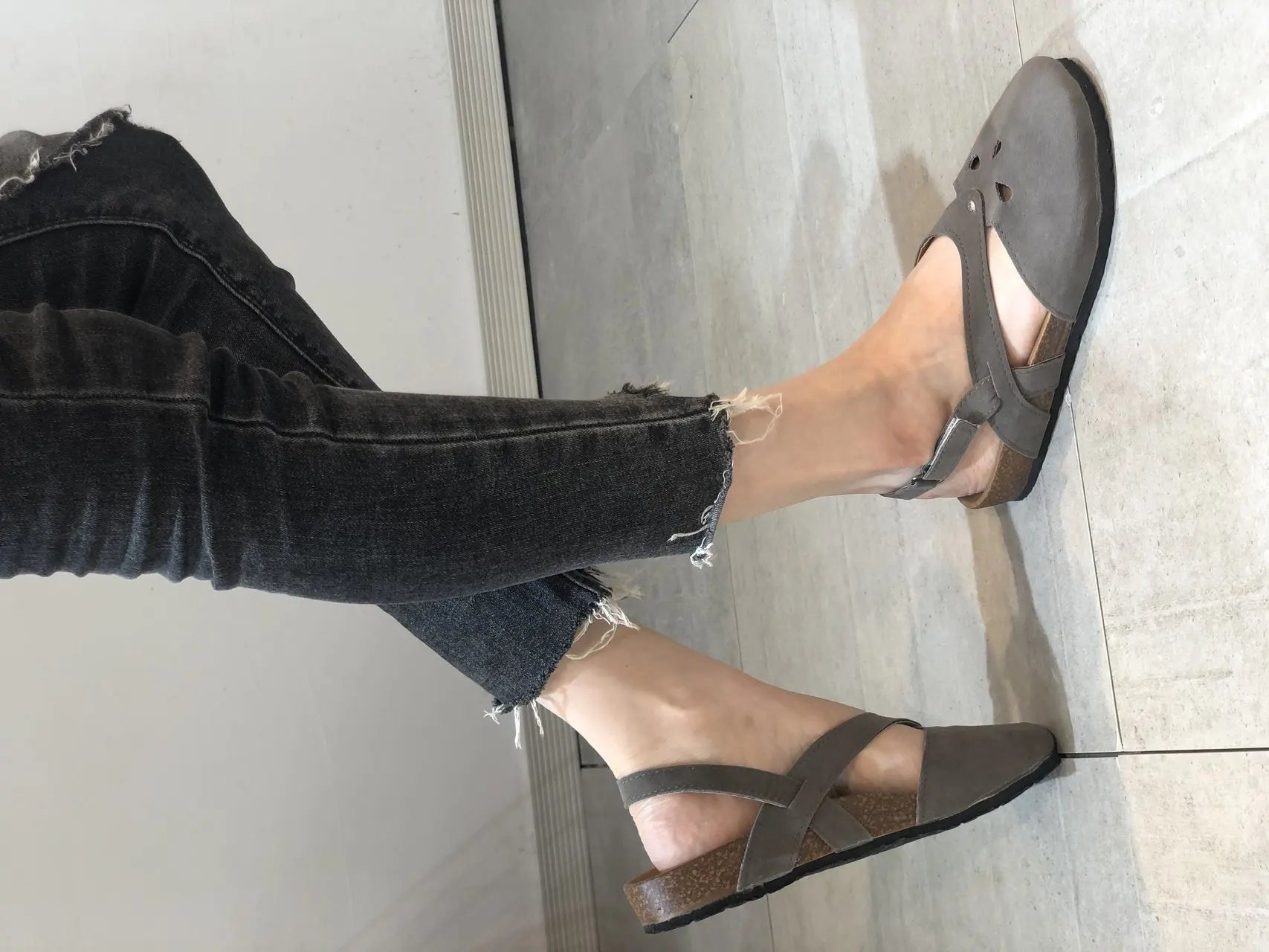 2023Women Sandals Summer Ladies Girls Comfortable Ankle Hollow Round Toe Sandals Woman Soft Beach Sole Female Shoes Plus Size