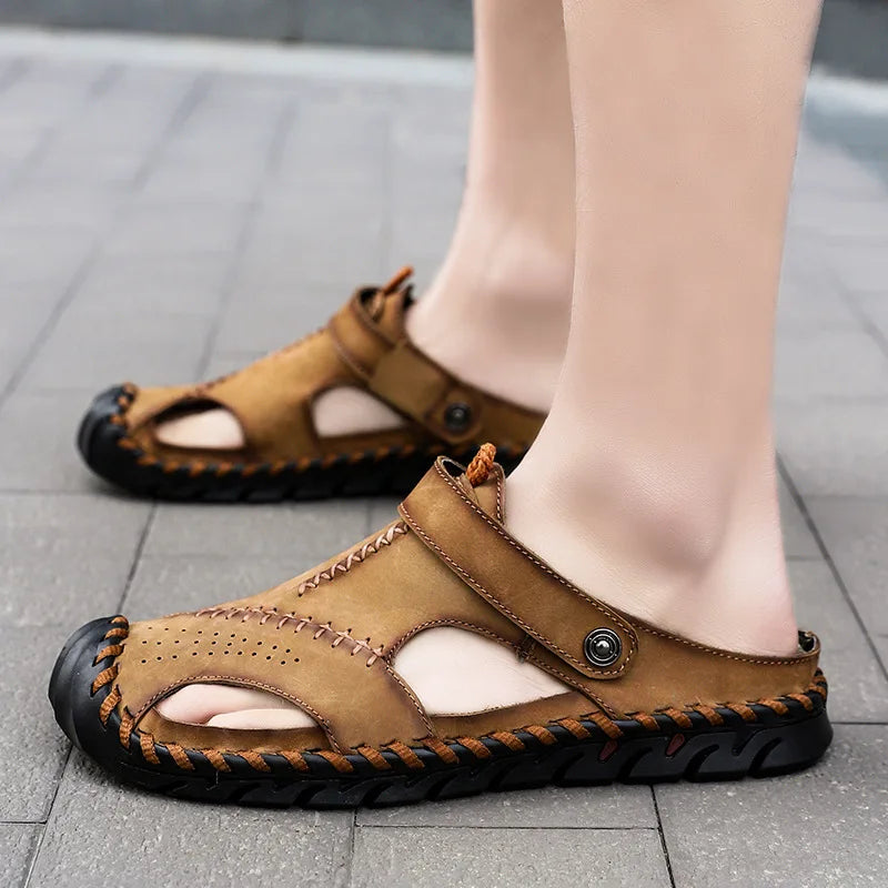 2023 Sandals Summer Men Leather  Classic Men Shoes Slippers Soft Sandals Men Roman Comfortable Outdoor Walking Footwear