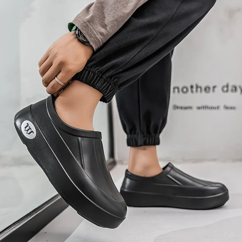 Women's Slippers Are All Season Anti Slip Waterproof Thick Soled Fashionable Simple Rain Boots for Couples Chefs Doctors Nurses