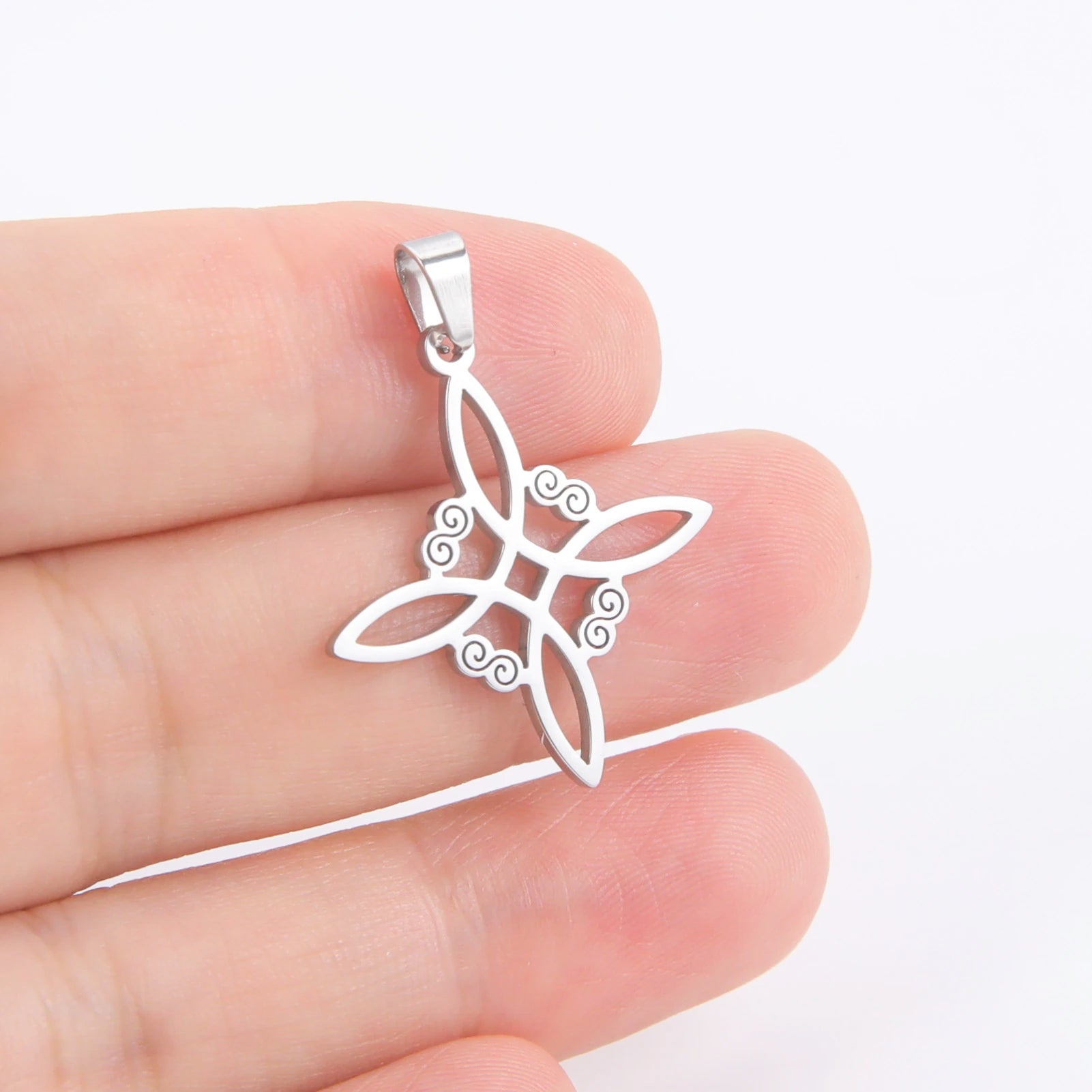 Skyrim Witch Knot Charms for Necklace Jewelry Making Stainless Steel Gold Color Wicca Witchcraft Amulet Pendants DIY Accessories