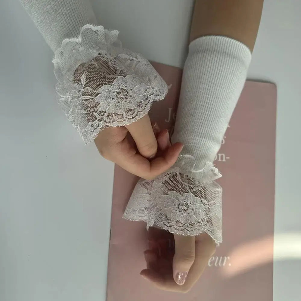 1Pair Detachable lace Cuffs Knitted Lace Flower Flared Arm Sleeves Warm Woolen Ruched False Cuffs Sweater Blouse Wrist Warmers