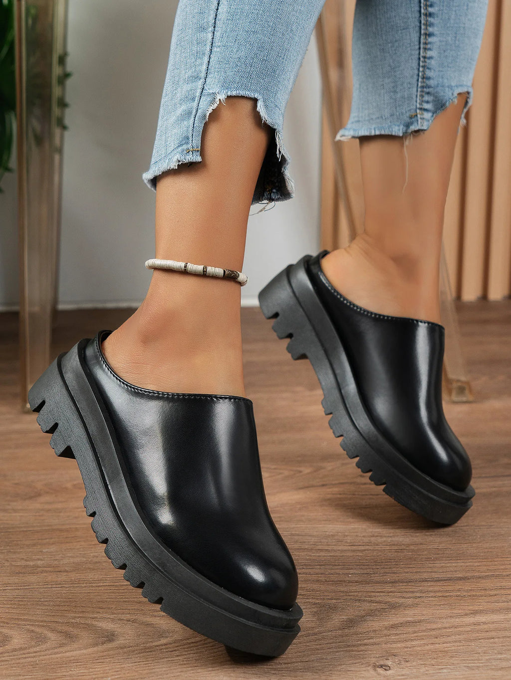 Platform Women Slippers Fashion Casual Autumn Mules Shoes 2025 New Trends Classical Sandals Elegant Walking Zapatillas De Mujer