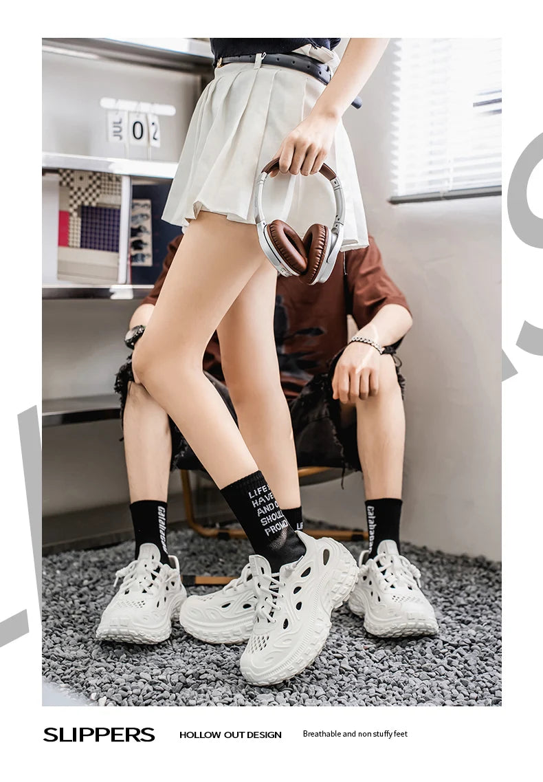 Couple Sandals For Men New Fashion 2025 Summer Outdoor Hole Shoes for Women Sandals Sandalias Hombre Sandalias De Mujer