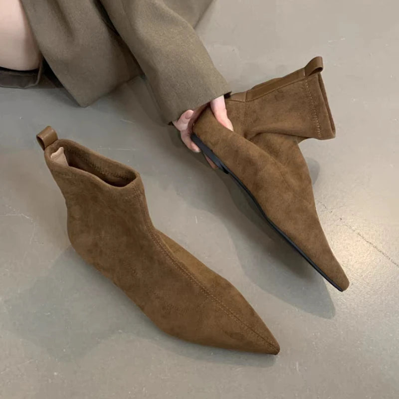 Women Flats Pointed Toe Boots Sexy Suede Ankle Boots Designer 2025 New Winter Shoes Chelsea Elegant Party Woman Fashion Botas