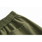 Men's sportswear pants are simple, versatile, retro and fashionable with large pleated pockets for outdoor work