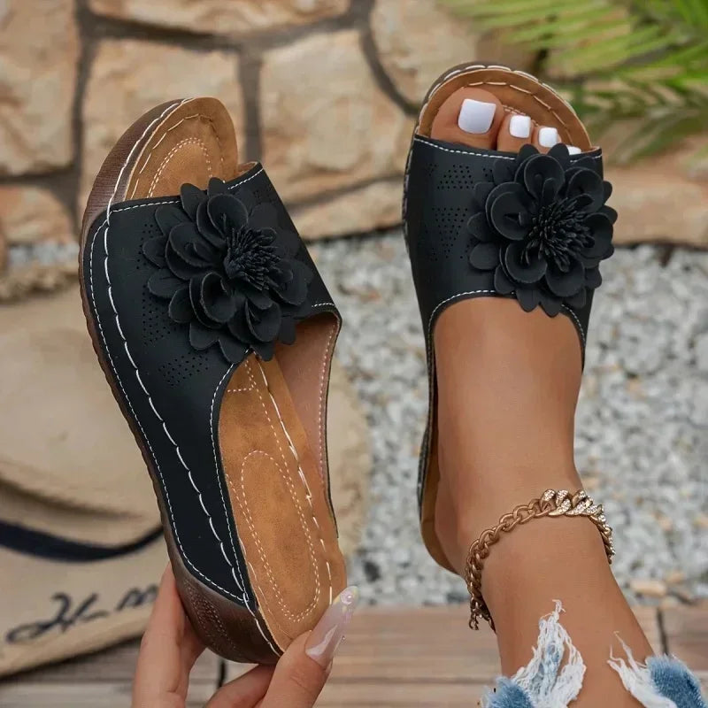 Women Slippers Elegant Low Platform Slippers Fashion Slides Sandals Women Casual Wedges Shoes Women Summer Soft Heels Sandals