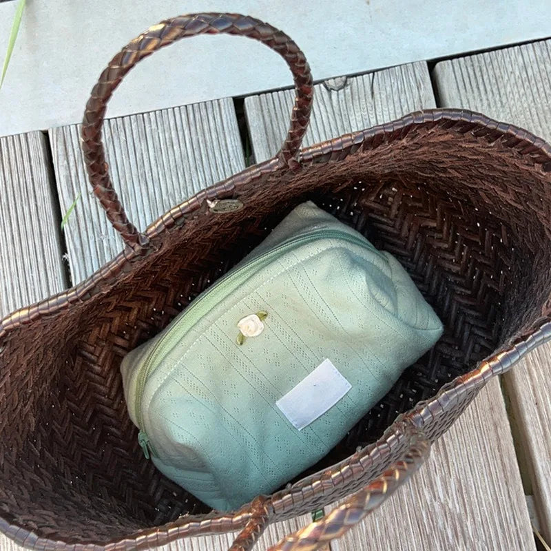 Fashion Makeup Case Elegant Sweet Floral Cosmetic Lipstick Bag Portable Large Capacity Travel Organizer Cosmetic Toiletry Pouch