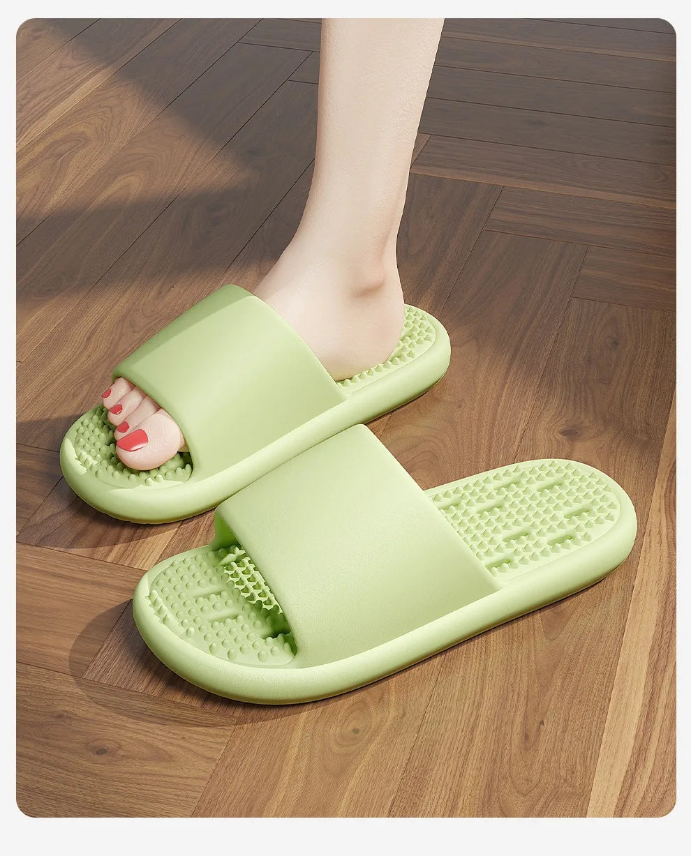 Bathroom slippers for women: Quick-drying, anti-slip, hollowed-out, comfortable to step on, massage for couples, for men