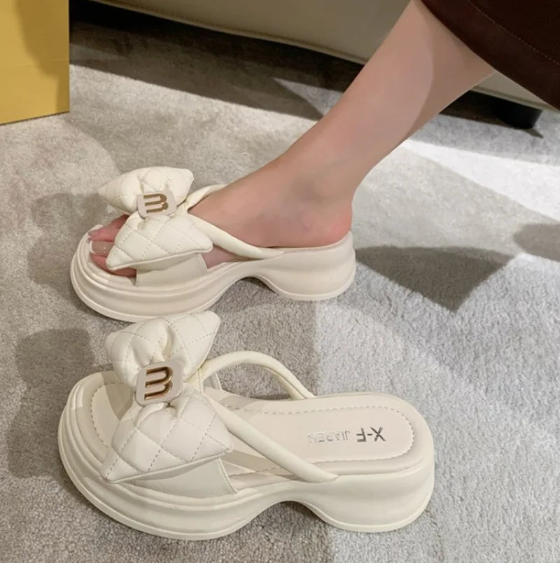 Women Slippers 2025 Summer Casual Shoes Versatile Thick Sole Women flip flop Outwear Bow Beach Slippers Sexy Slides tongs femme