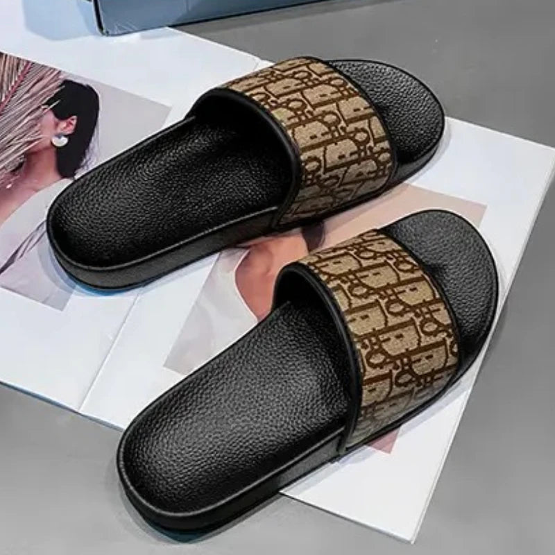 Men's Home Slippers Lightweight Summer New Style Flat and Worn Casual Retro Patterned Anti-slip Quick-drying Sandals