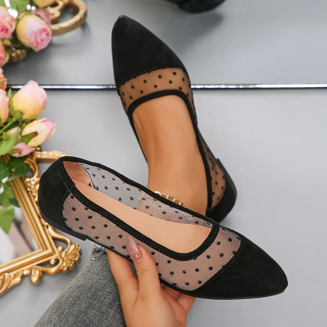 Women Flats New Mesh Breathable Shoes for Women Soft Sole Non-slip Flat Shoes Sexy Casual Loafers Luxury Designer Sneakers Women