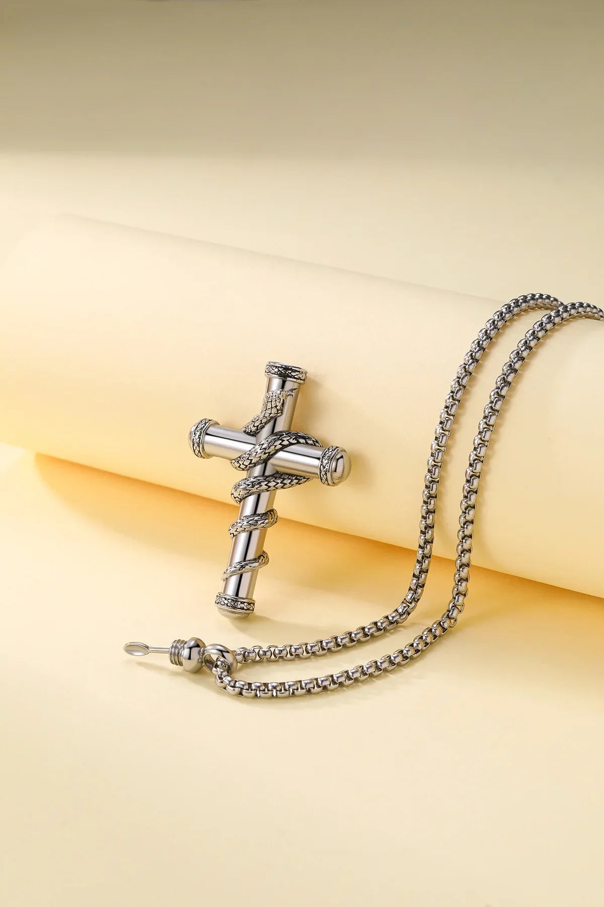 2024 New Luxurious Spoon Necklace Retro Snake Around Cross Stainless Steel Hollow Pendant Fashion Jewelry for Woman Man