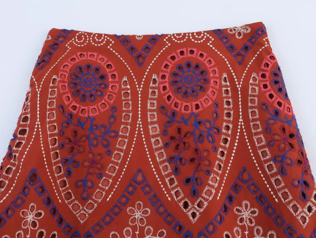 Women Embroidery Hollow Out Suit 2025 Summer Casual Chic O-Neck Fashion Sleeveless Top Long Skirt Fashion Suit