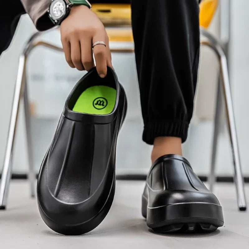 Women's Slippers Are All Season Anti Slip Waterproof Thick Soled Fashionable Simple Rain Boots for Couples Chefs Doctors Nurses